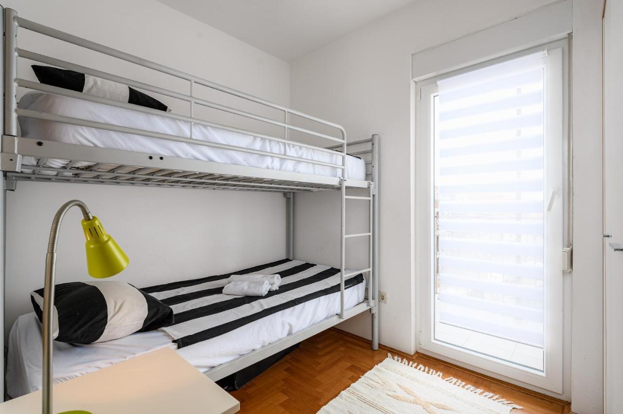 Apartment Ares 13 In Umag Center Buitenkant foto